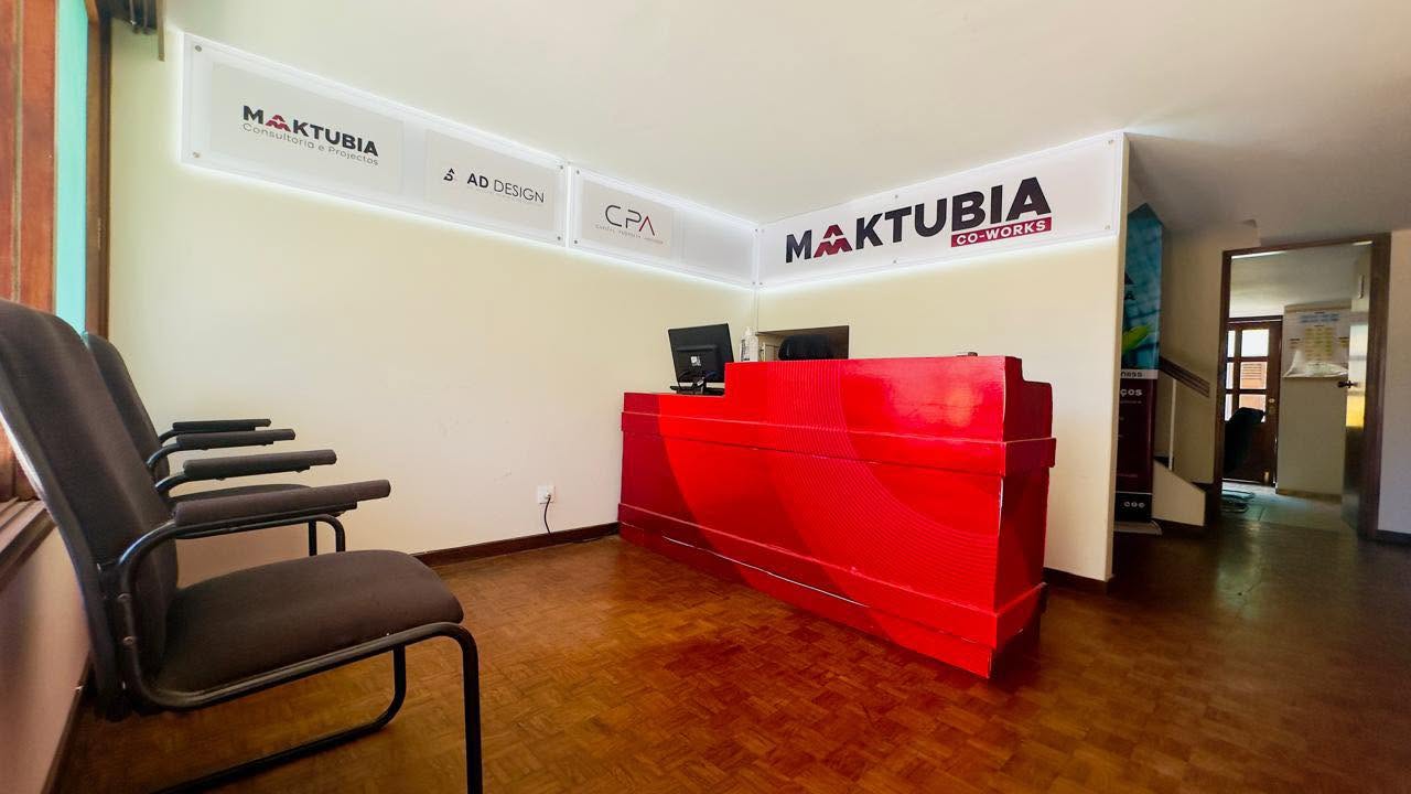 Encontro profissional promovido pela Maktubia